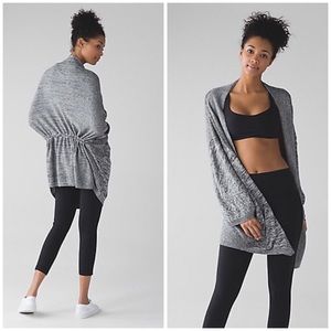 Lululemon Breeze Easy Wrap